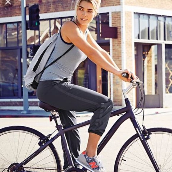 Athleta Pants - Athleta Andale Jogger Pant